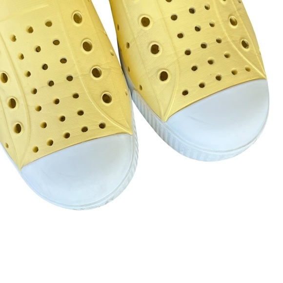 Native Jefferson Slip-On Shoes Yellow White Washable Odor Resistant J3 GUC - Picture 7 of 9